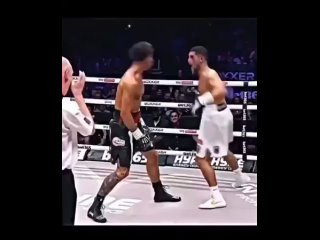 even people far from boxing will appreciate such beauty of movements.